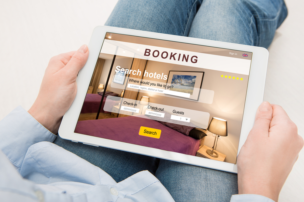 Dịch vụ thiết kế website khách sạn resort cần gì để thu hút?